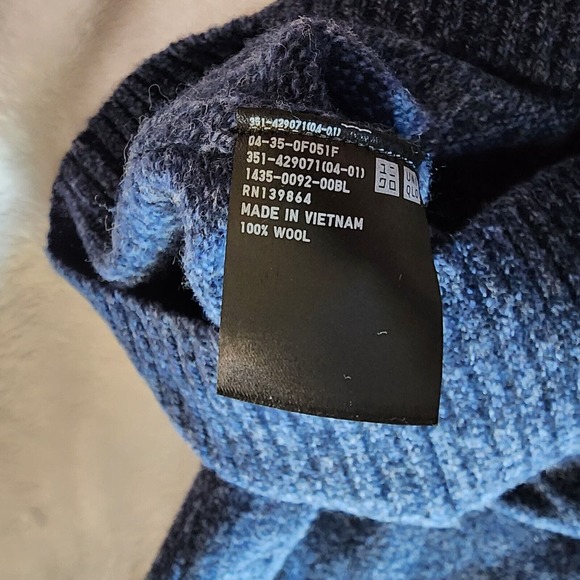 Uniqlo 100% Wool Blue Round Crewneck Sweater Size XS - Picture 6 of 7